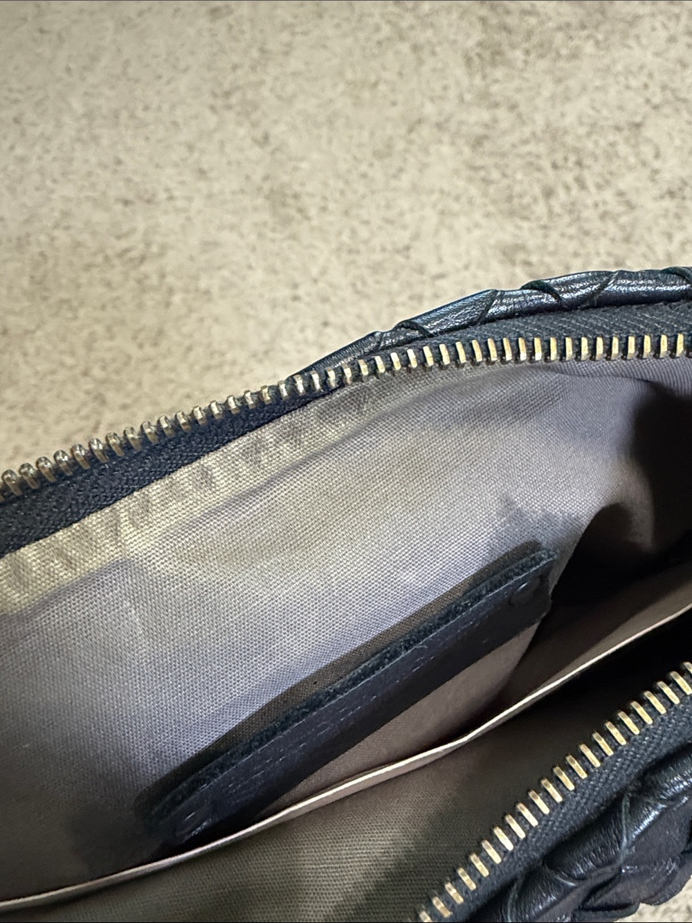 Bottega crossbody bag - Picture 6 of 8